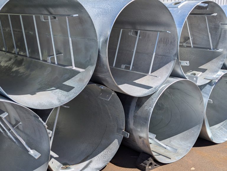 Fully Enclosed Steel Ladder